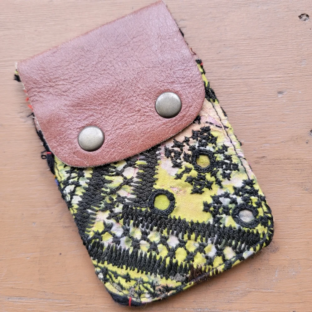 🍄🪬 Free People Boho Embroidered Repurposed vtg banjara hippie Wallet card case